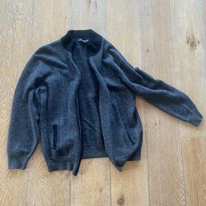 Tagio Men's stylish European Gray Sweater zip up style